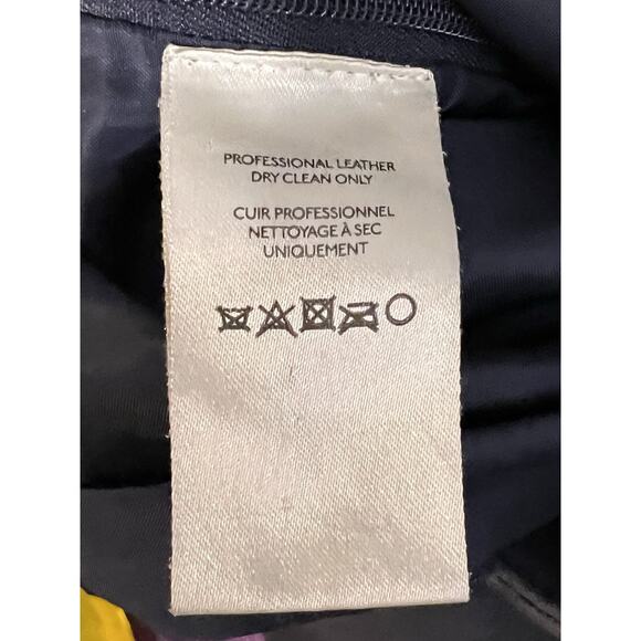 by Anthropologie EUC Gray-Blue Suede Leather Side Zip 2.25" Inseam Shorts 4 - Picture 8 of 9